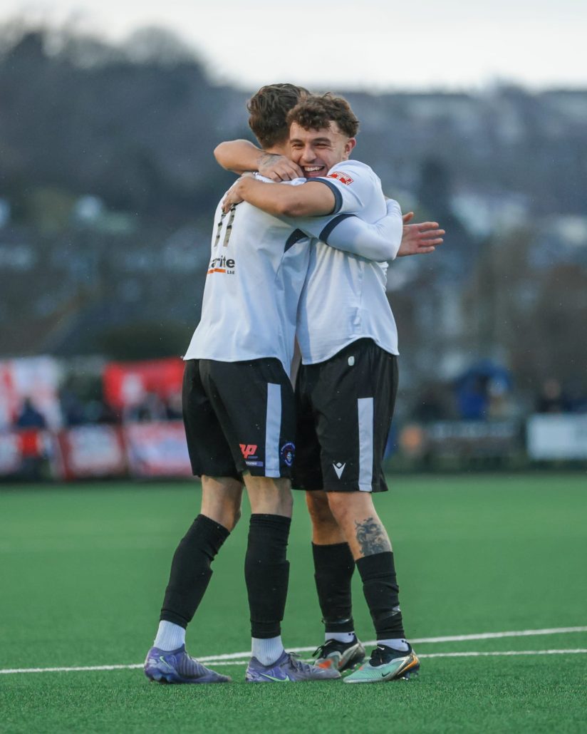 Owen Humphries celebrates with Jack Thorne